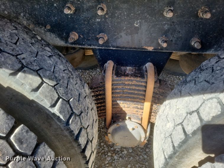 image for item DQ3708 2003 Mack RD688S dump truck