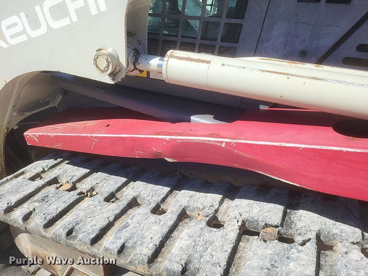 image for item DQ3709 2007 Takeuchi  TL150 tracked skid steer loader