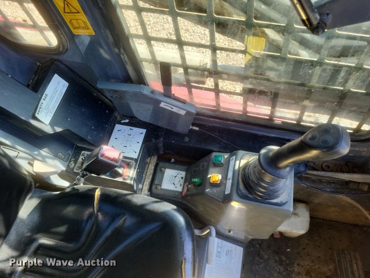 image for item DQ3709 2007 Takeuchi  TL150 tracked skid steer loader