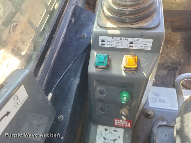 image for item DQ3709 2007 Takeuchi  TL150 tracked skid steer loader