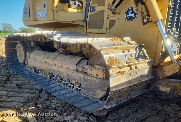 image for item DQ3710 2000 John Deere  750C LGP dozer