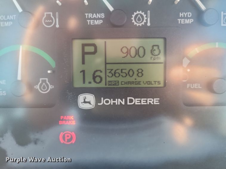 image for item DQ3711 2011 John Deere   750J LGP dozer