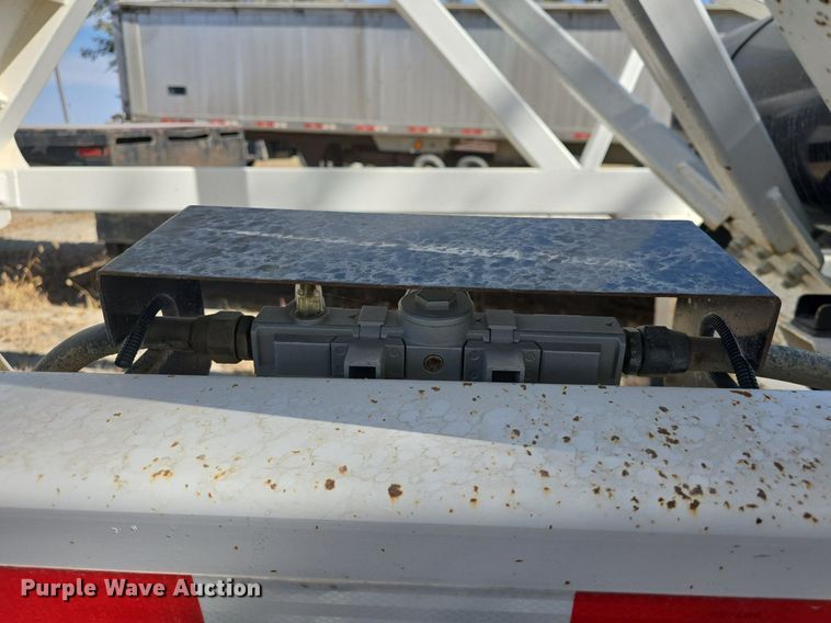 image for item DQ5231 2022 Semiremolques El Puma BD40SR bottom dump trailer