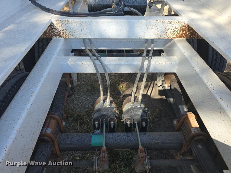 image for item DQ5231 2022 Semiremolques El Puma BD40SR bottom dump trailer