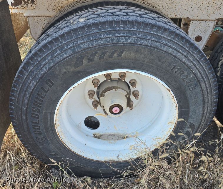 image for item DQ5231 2022 Semiremolques El Puma BD40SR bottom dump trailer