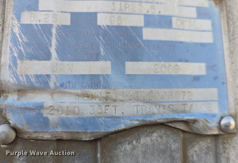 image for item DQ5232 2010 Travis T102 grain trailer