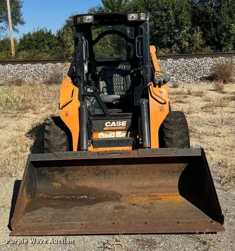 image for item DT2059 2018 Case SV280 skid steer loader