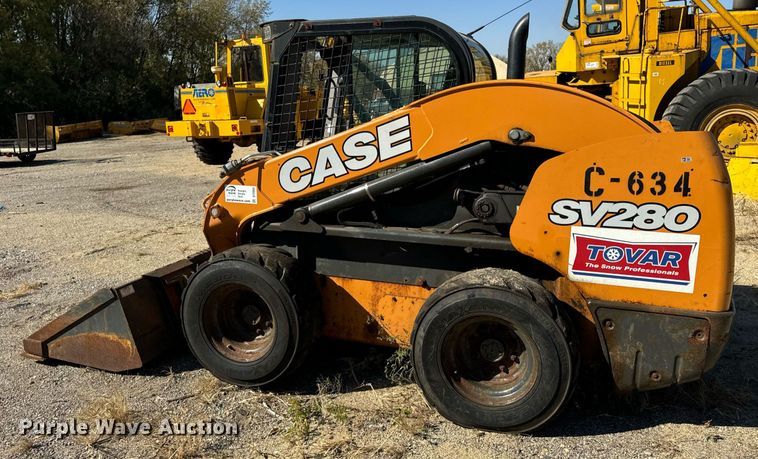 image for item DT2059 2018 Case SV280 skid steer loader