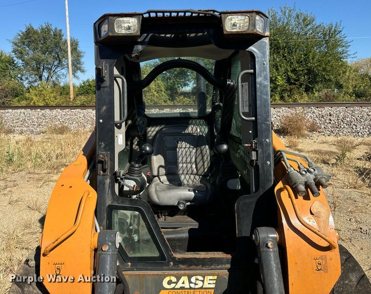 image for item DT2059 2018 Case SV280 skid steer loader