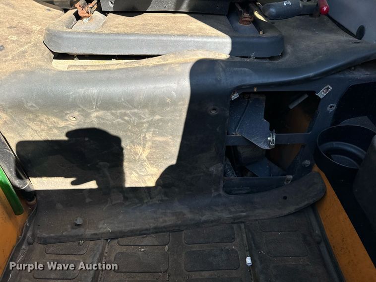 image for item DT2059 2018 Case SV280 skid steer loader