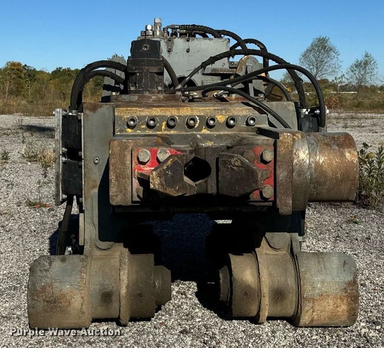 image for item DT2094 2017 Jinnings  SCV100 pile driver 