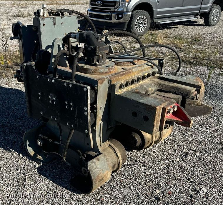 image for item DT2094 2017 Jinnings  SCV100 pile driver 