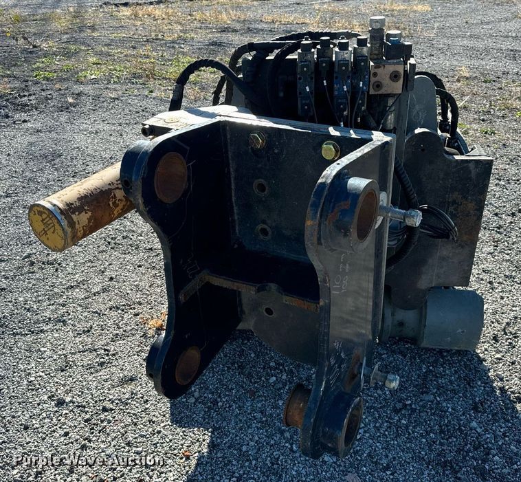 image for item DT2094 2017 Jinnings  SCV100 pile driver 