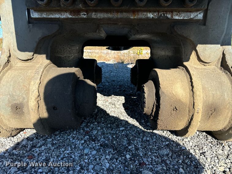 image for item DT2094 2017 Jinnings  SCV100 pile driver 