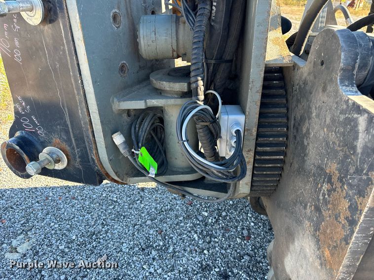 image for item DT2094 2017 Jinnings  SCV100 pile driver 