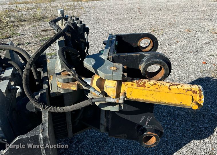 image for item DT2094 2017 Jinnings  SCV100 pile driver 