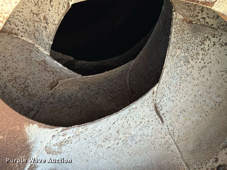 image for item DT2096 1999 Mack  RD690S ready mix truck