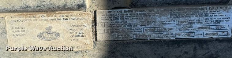 image for item DT2096 1999 Mack  RD690S ready mix truck