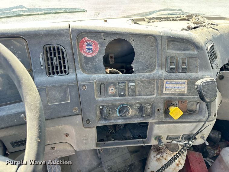 image for item DT2097 1999 Sterling  L-Line ready mix truck