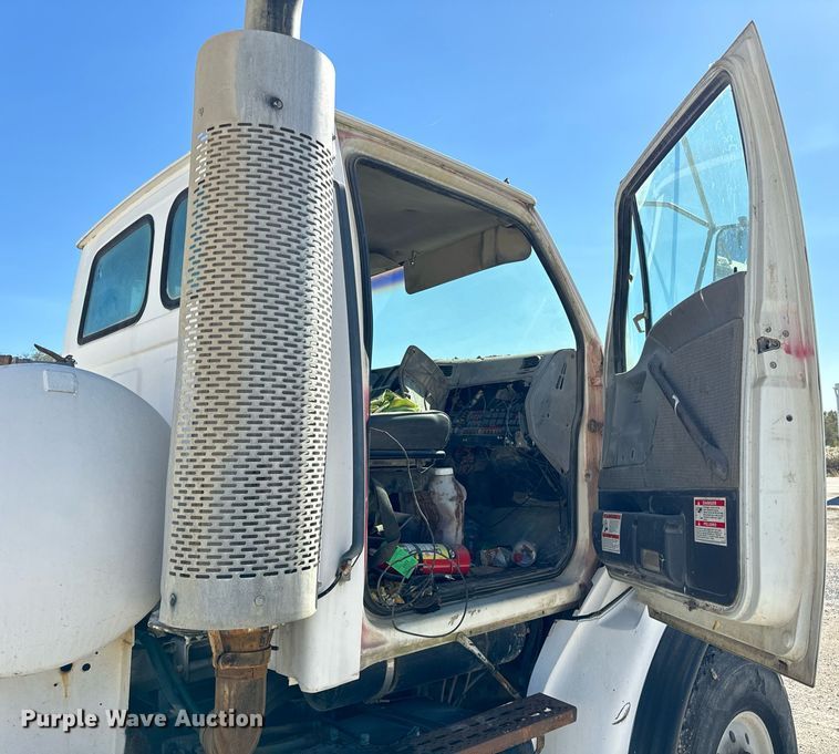 image for item DT2097 1999 Sterling  L-Line ready mix truck