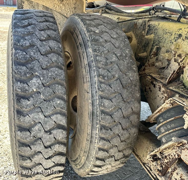 image for item DT2097 1999 Sterling  L-Line ready mix truck