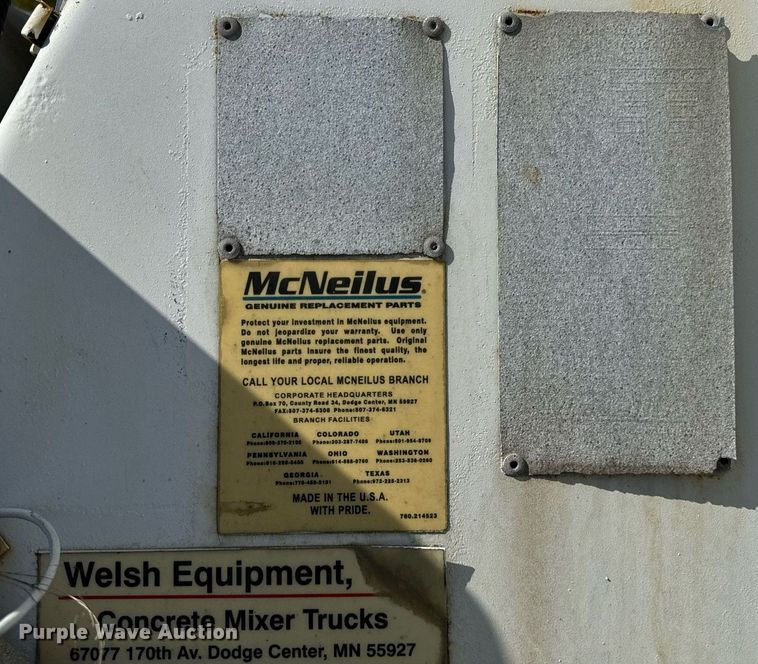 image for item DT2098 1995 Mack  RD690S  ready mix truck