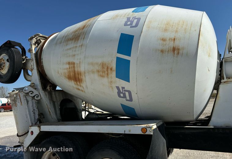 image for item DT2098 1995 Mack  RD690S  ready mix truck