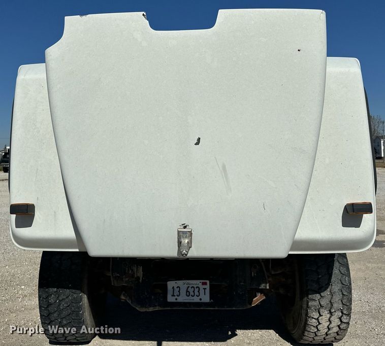 image for item DT2098 1995 Mack  RD690S  ready mix truck