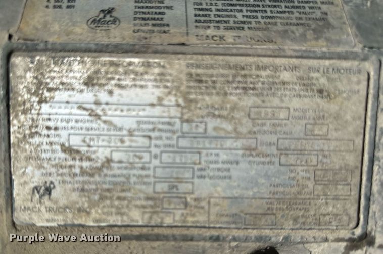 image for item DT2098 1995 Mack  RD690S  ready mix truck