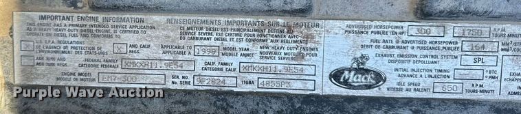 image for item DT2099 1999 Mack  RD690S ready mix truck