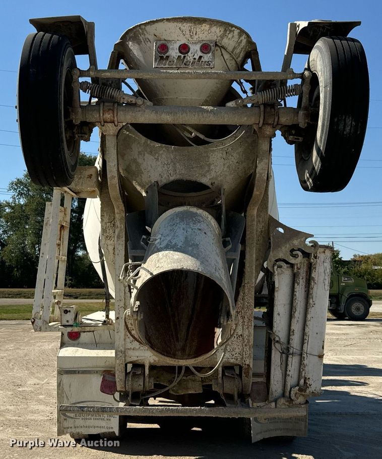 image for item DT2100 1998 Mack  RD690S ready mix truck