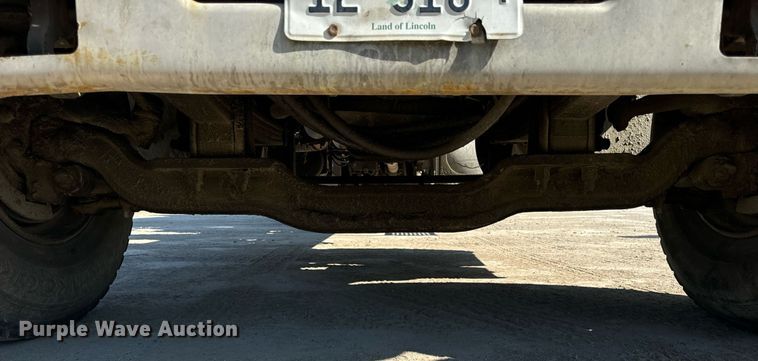 image for item DT2100 1998 Mack  RD690S ready mix truck