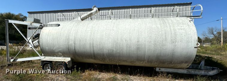 image for item DT2101 2006 Cementech ST-TRLR concrete silo