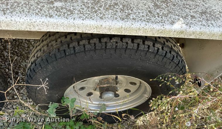 image for item DT2101 2006 Cementech ST-TRLR concrete silo