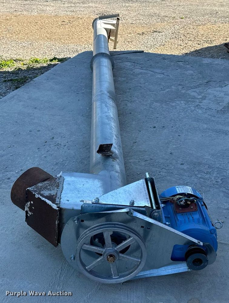 image for item DT2102 2008 Cementech  ST-TRLR concrete silo