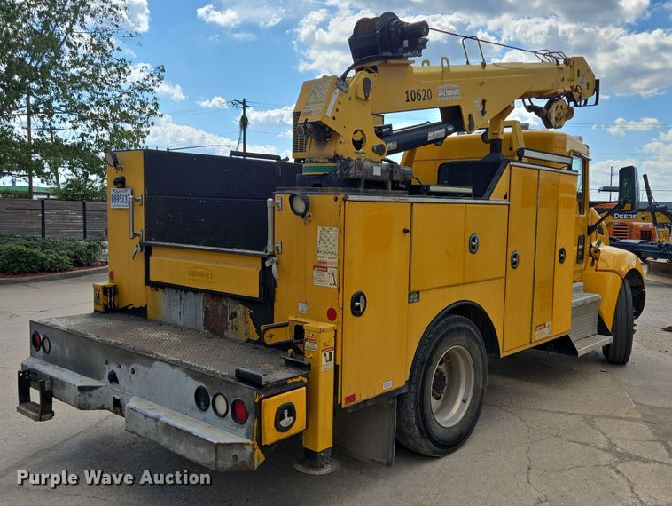 image for item DT5289 2013 Kenworth  T270 utility / service truck