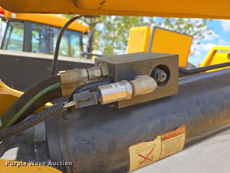 image for item DT5289 2013 Kenworth  T270 utility / service truck