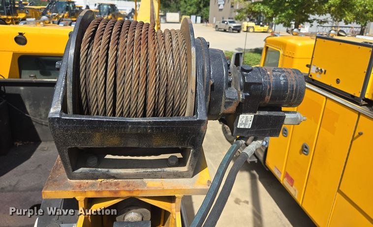 image for item DT5289 2013 Kenworth  T270 utility / service truck