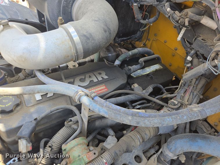 image for item DT5289 2013 Kenworth  T270 utility / service truck