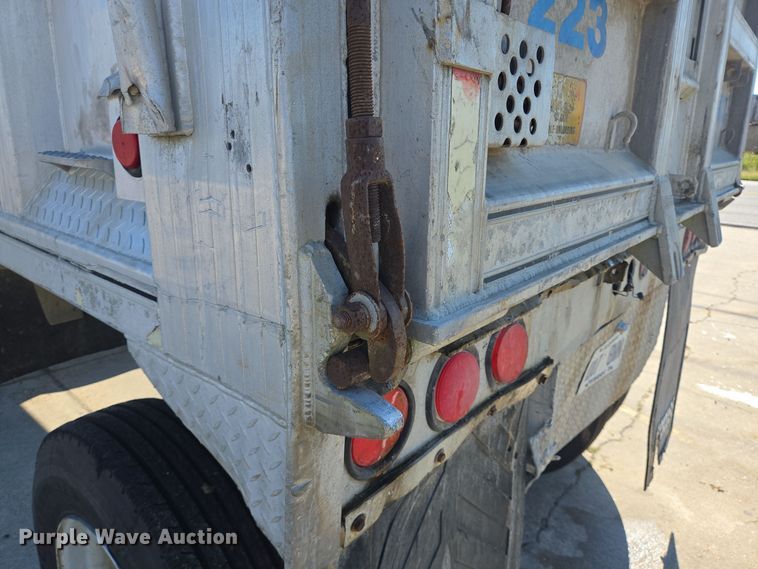 image for item DT5291 1995 Ti-Brook end dump trailer