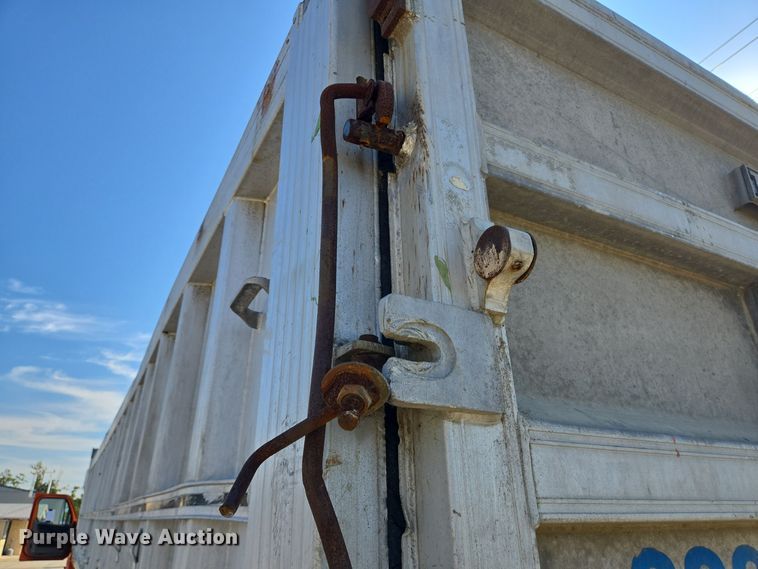 image for item DT5291 1995 Ti-Brook end dump trailer