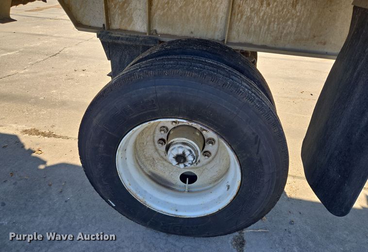 image for item DT5291 1995 Ti-Brook end dump trailer