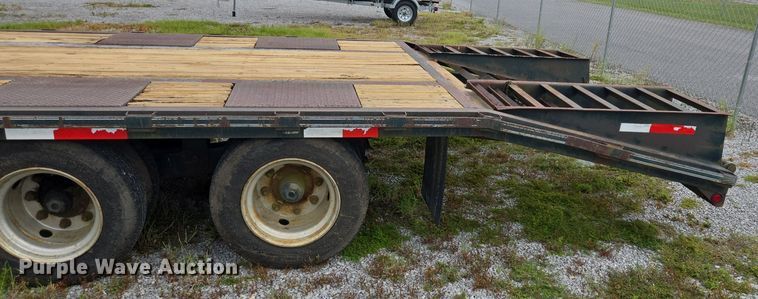 image for item DT5294 2007 Pro-Trak equipment trailer