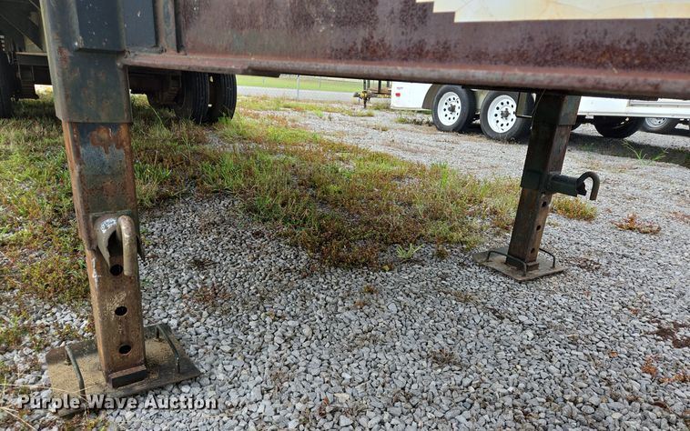 image for item DT5294 2007 Pro-Trak equipment trailer