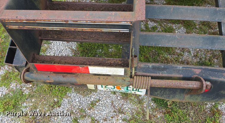 image for item DT5294 2007 Pro-Trak equipment trailer