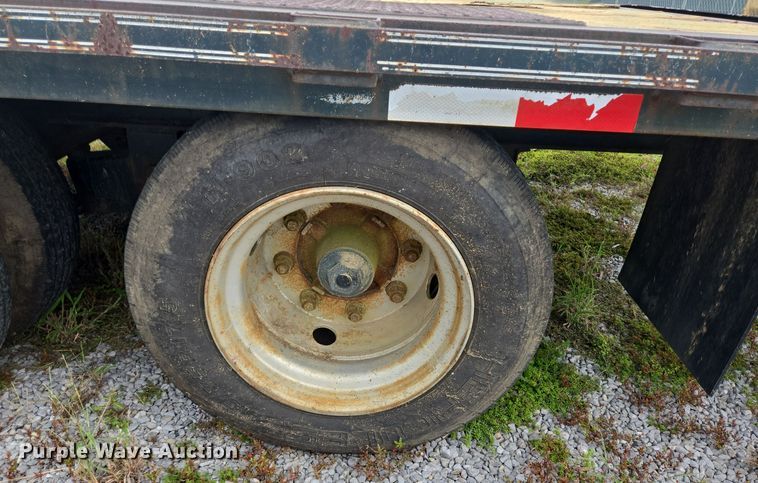 image for item DT5294 2007 Pro-Trak equipment trailer