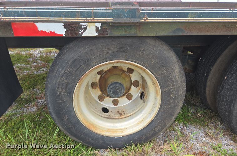 image for item DT5294 2007 Pro-Trak equipment trailer