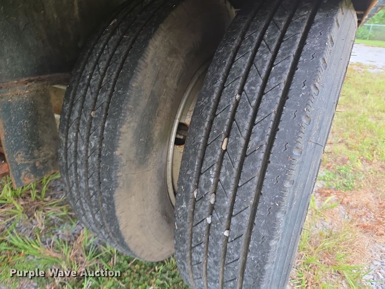 image for item DT5294 2007 Pro-Trak equipment trailer