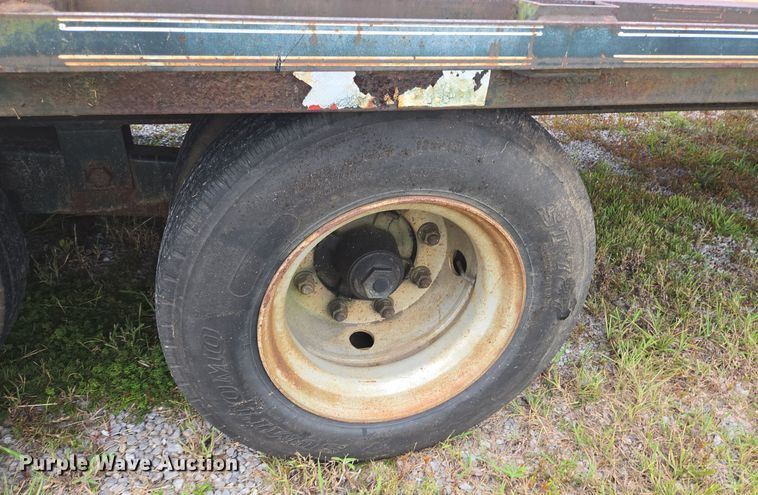 image for item DT5294 2007 Pro-Trak equipment trailer