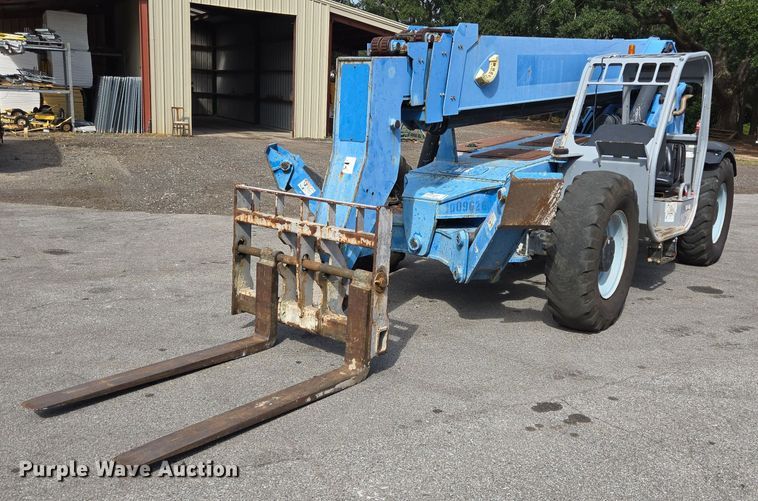 image for item DT5296 2012 Genie GTH1056 telehandler